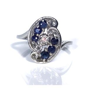 14KT SOLID WHITE GOLD DIAMOND & SAPPHIRE VINTAGE .64 TOTAL CARAT RING